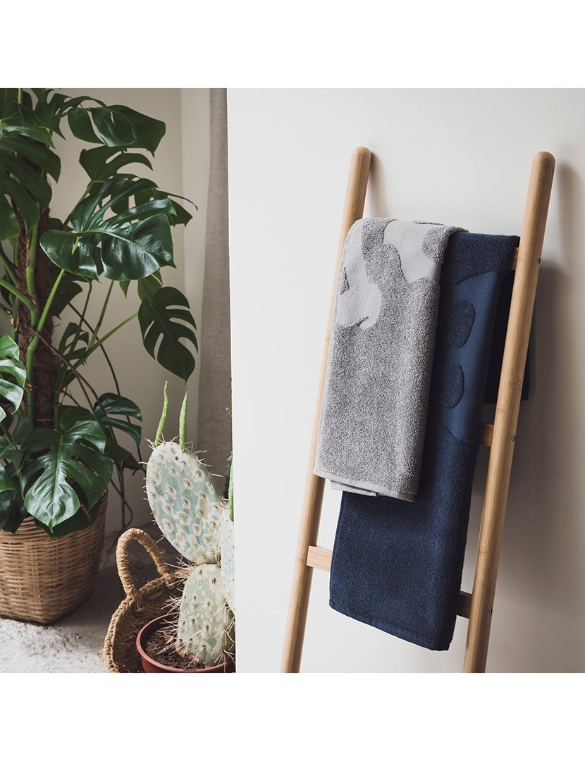 Tapete banho caveira 50x80 cm azul marinho