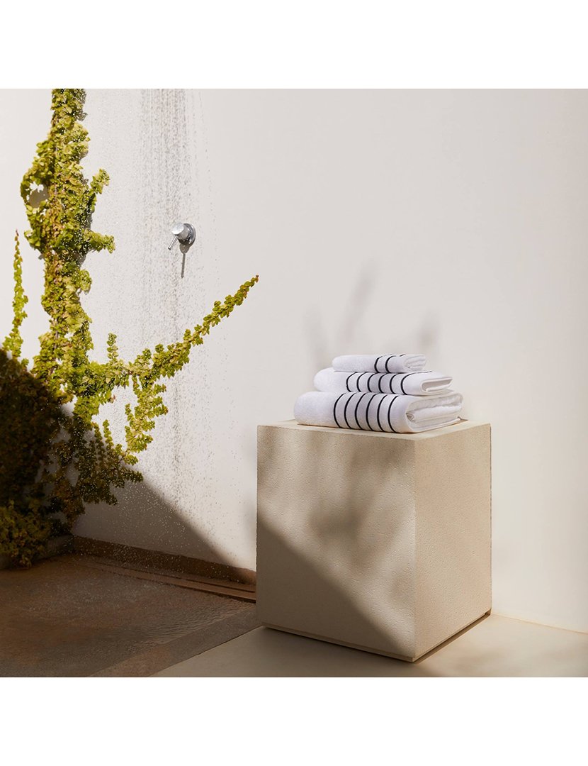 Toalha de Banho Listrada Branco 90x150cm