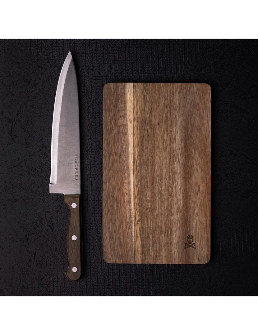 Conjunto de facas + tábua de madeira