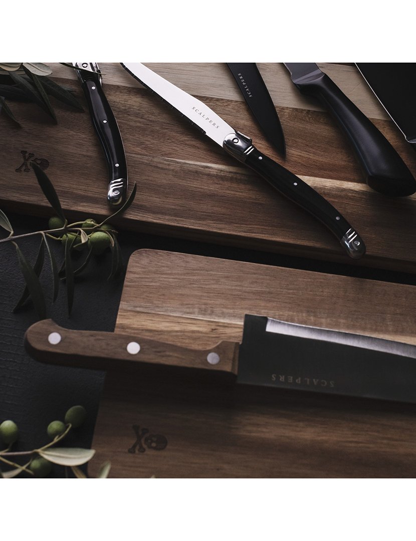 Conjunto de facas + tábua de madeira