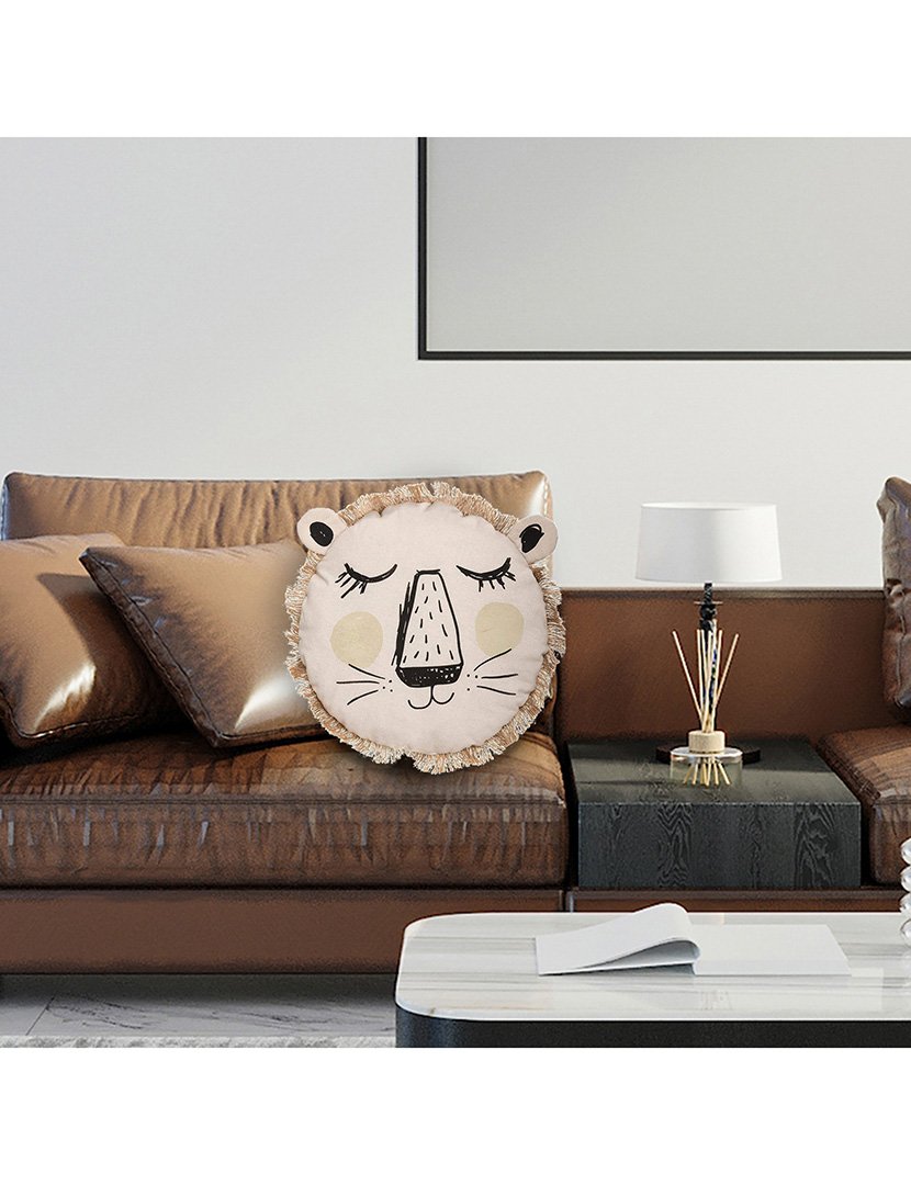 Almofada leão com franjas