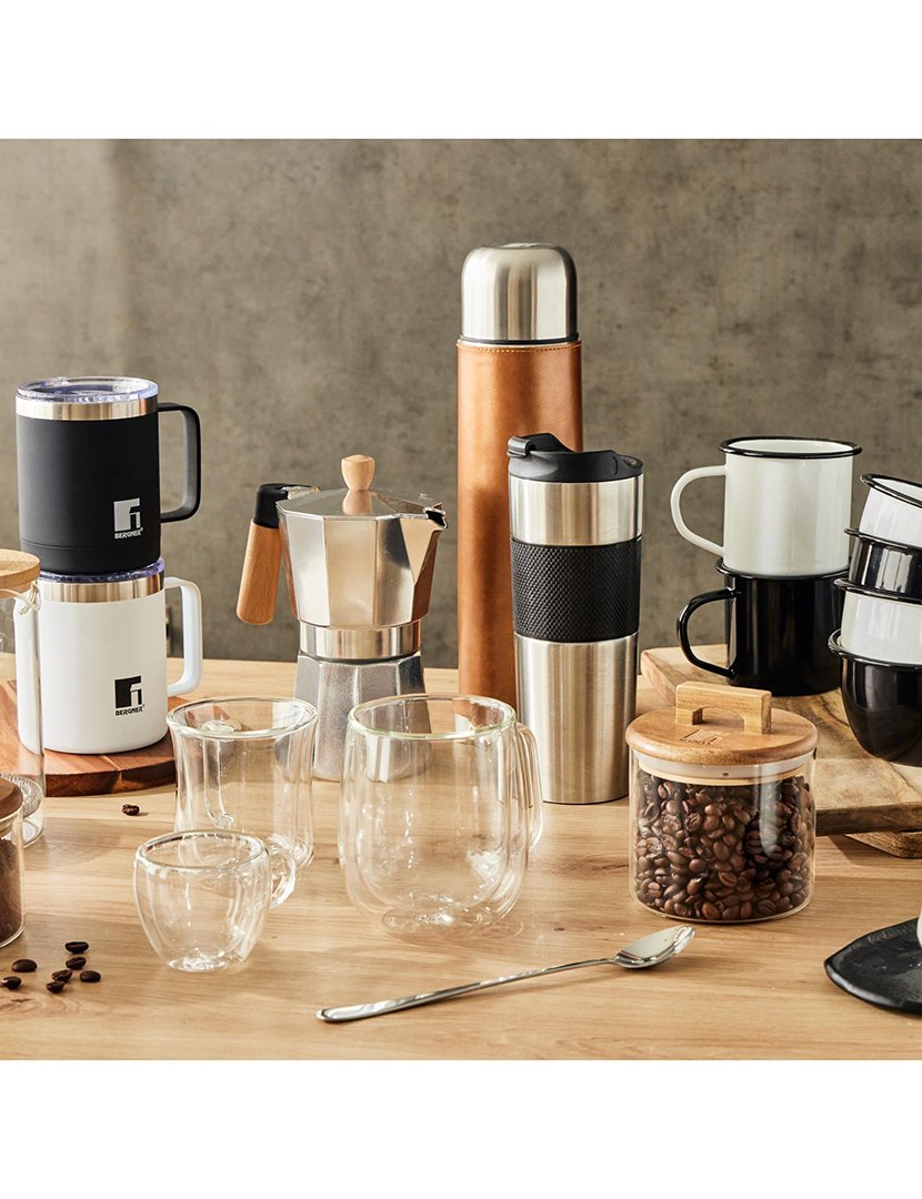 Caneca térmica de viagem de 460ml em aço inoxidável e silicone, preta, Lovers Bergner