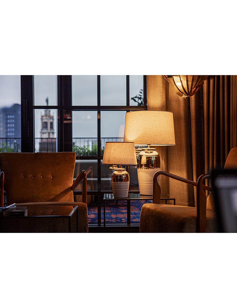 Candeeiro Pequeno Dubai Branco e Dourado