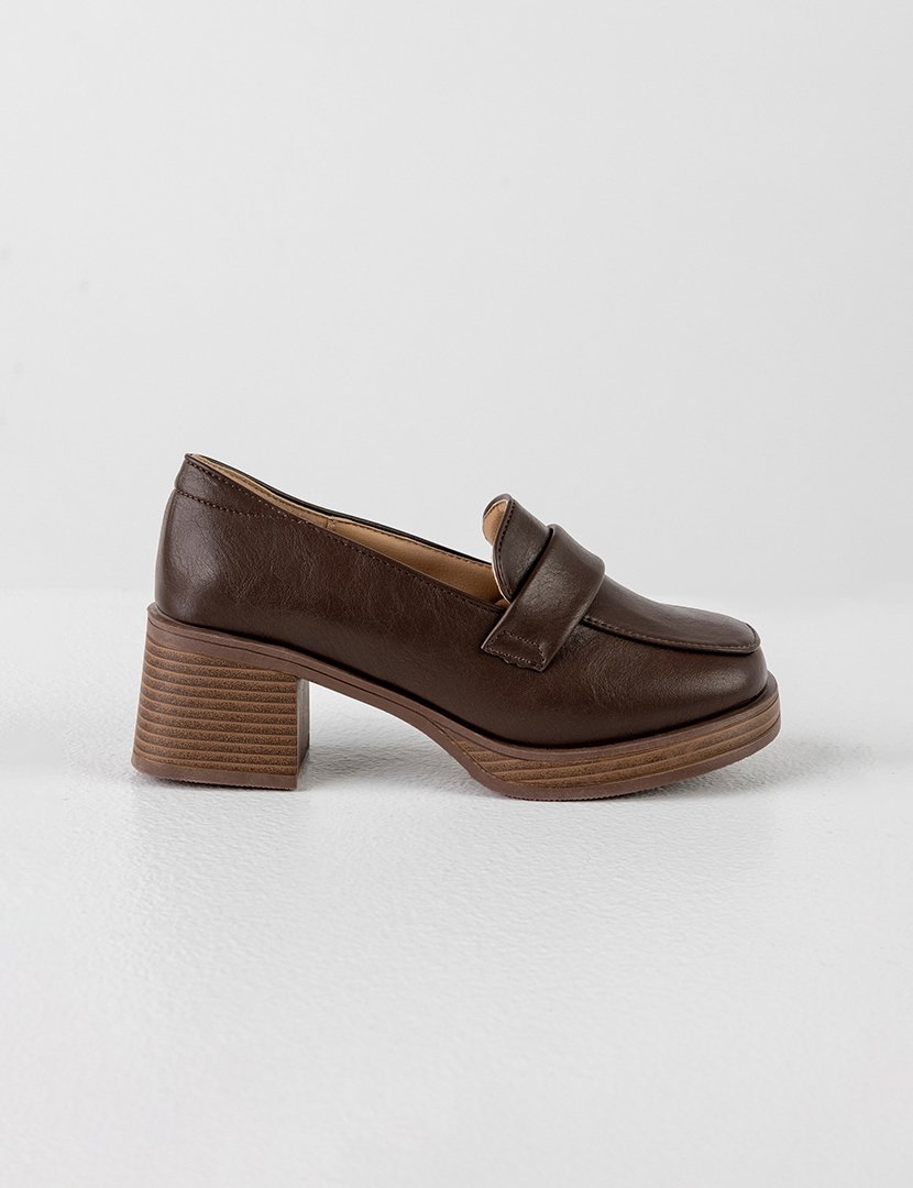 Sapato de Salto Senhora Castanho