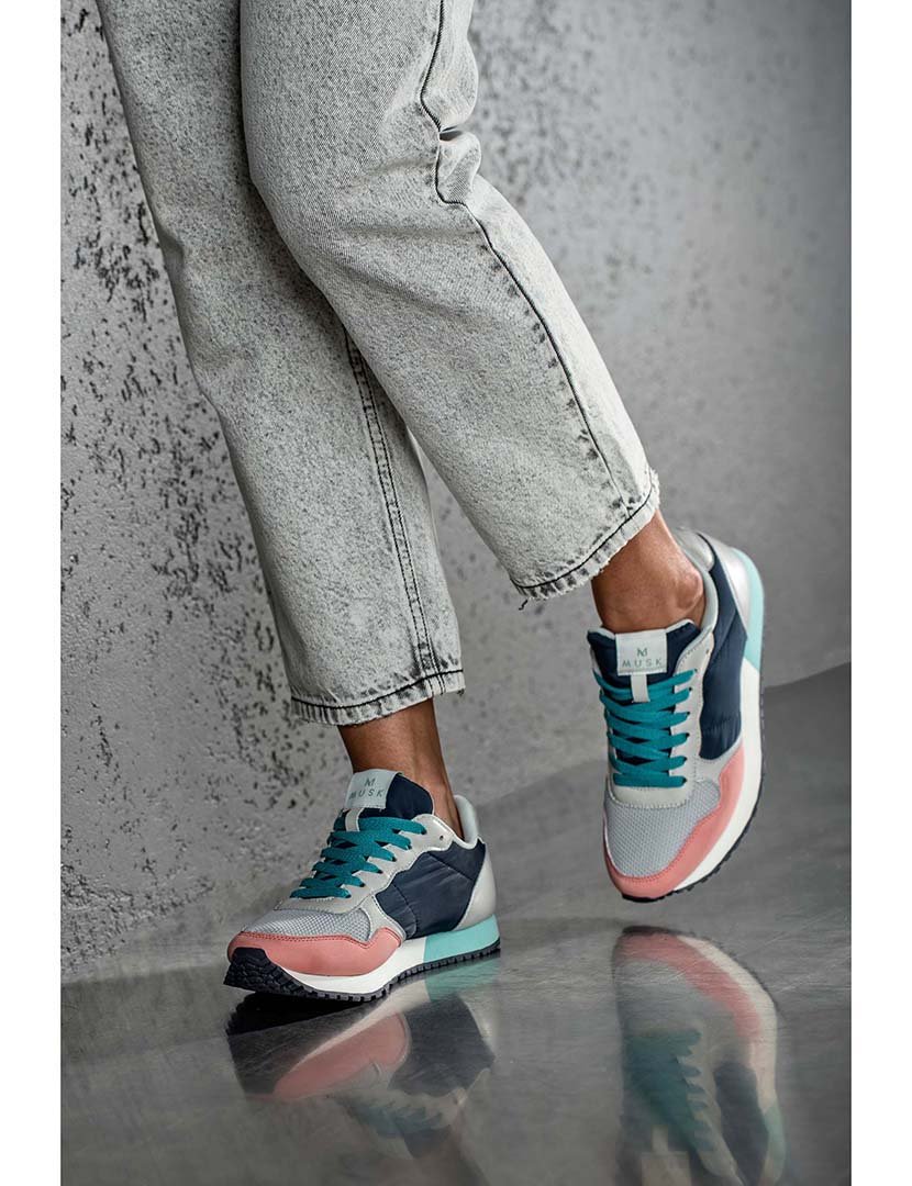 Ténis Senhora Azul e Cinzento