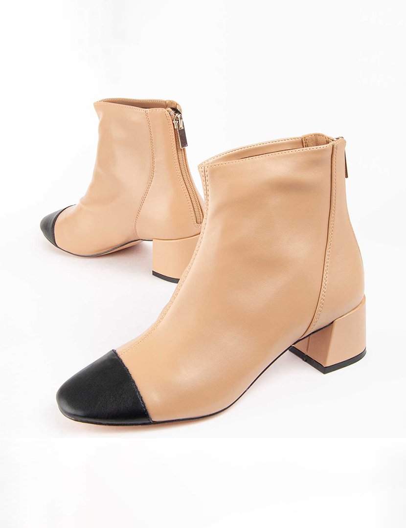 Botas com Salto Senhora Bege