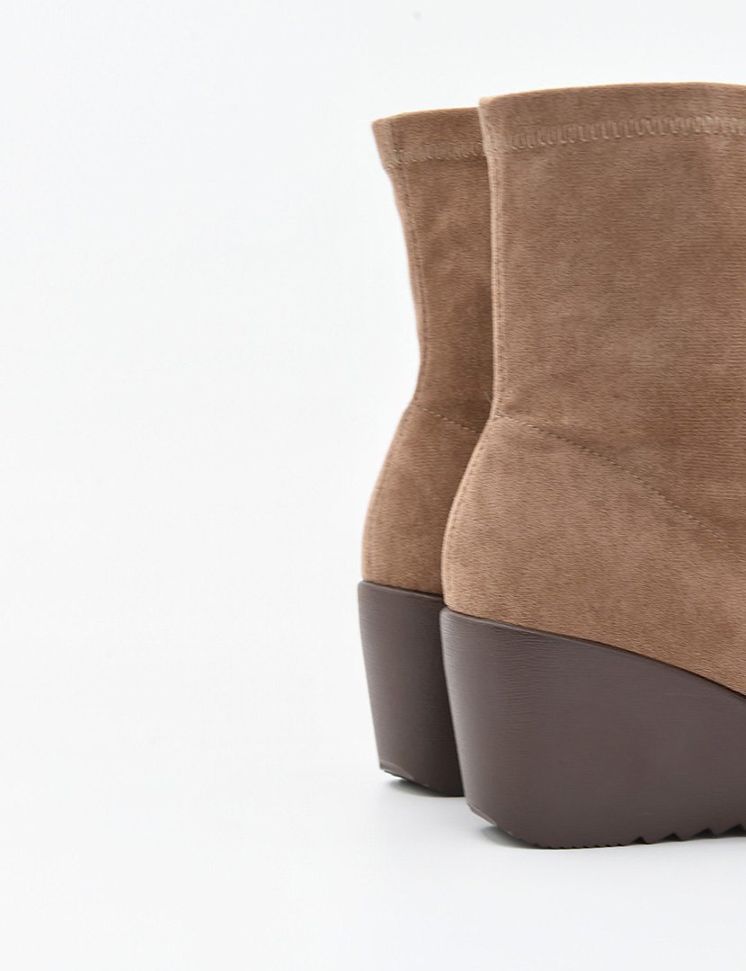 Botins com Salto Cunha Senhora Castanho