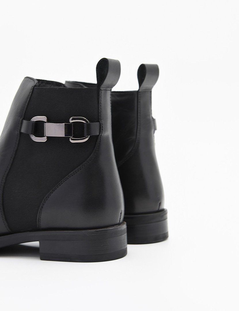 Botins Senhora Preto