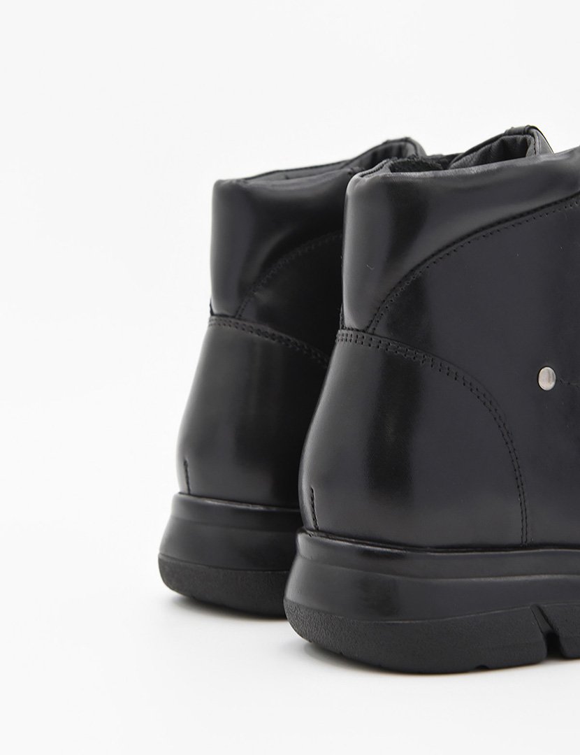 Botas com Salto Cunha Senhora Preto