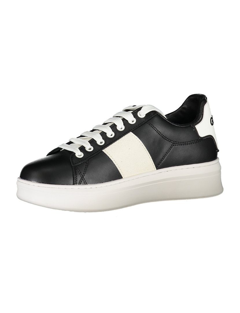 Ténis Homem Preto e Branco