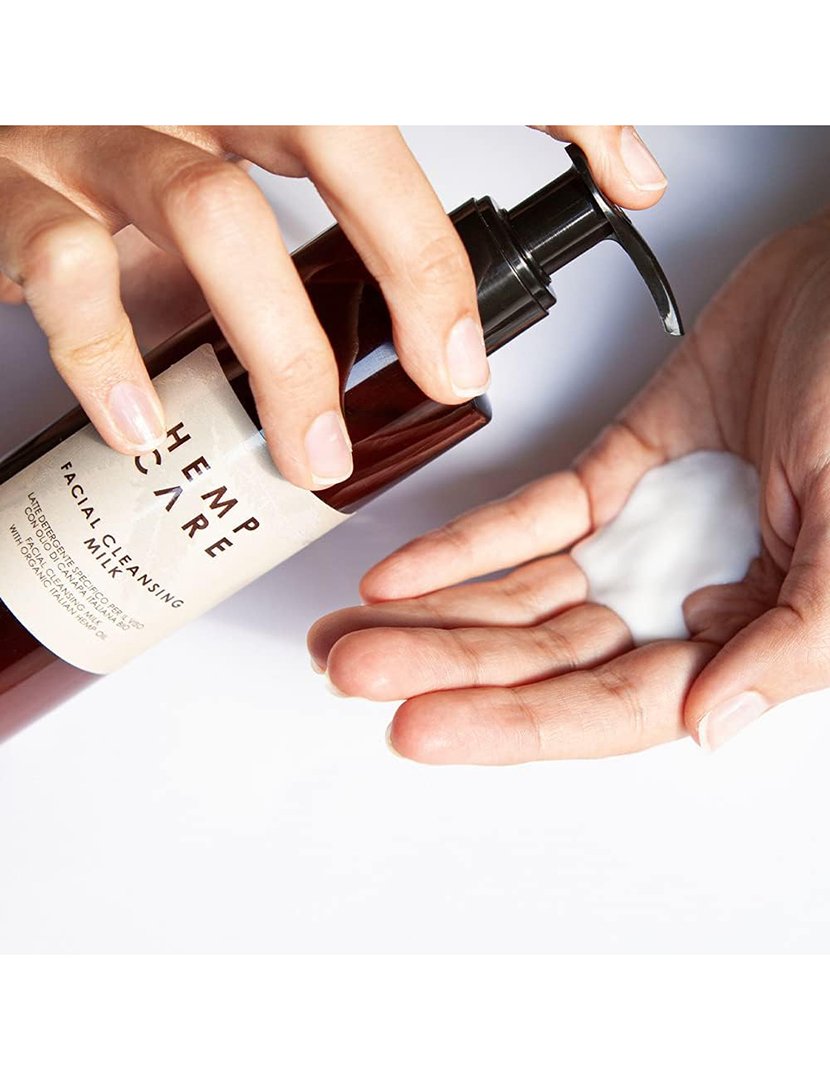 Leite de limpeza facial