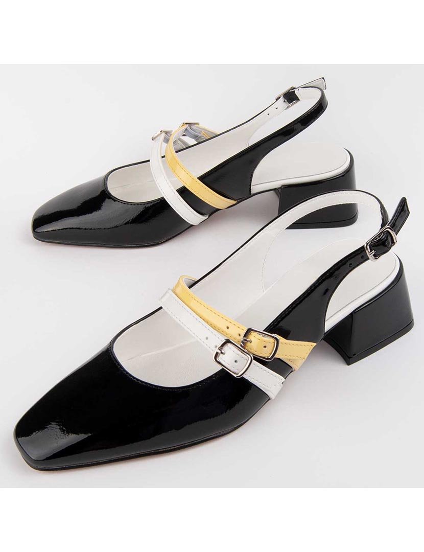 Sapatos de Salto Preto