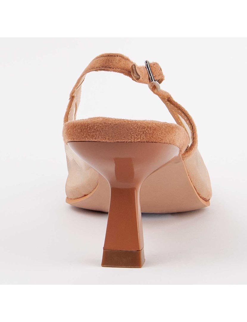 Sapatos de Salto Castanho