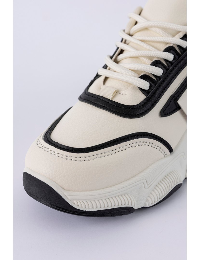 Ténis Senhora Branco e Preto