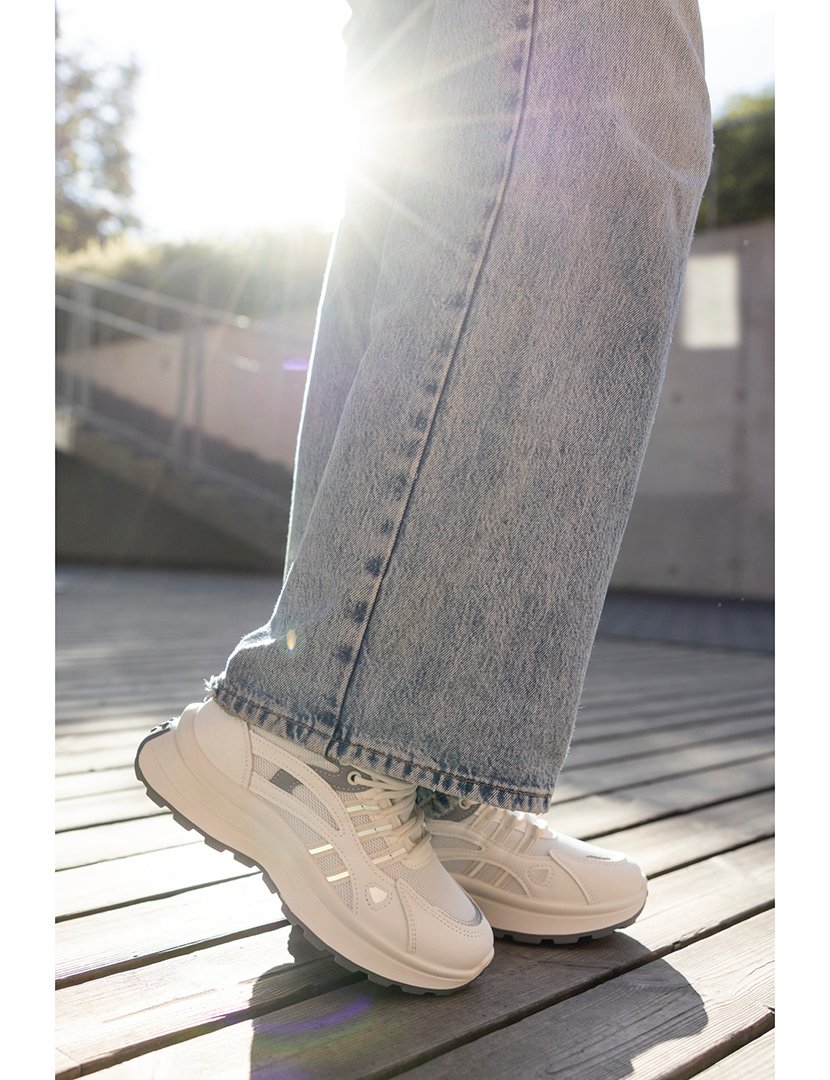 Ténis Senhora Branco e Cinzento