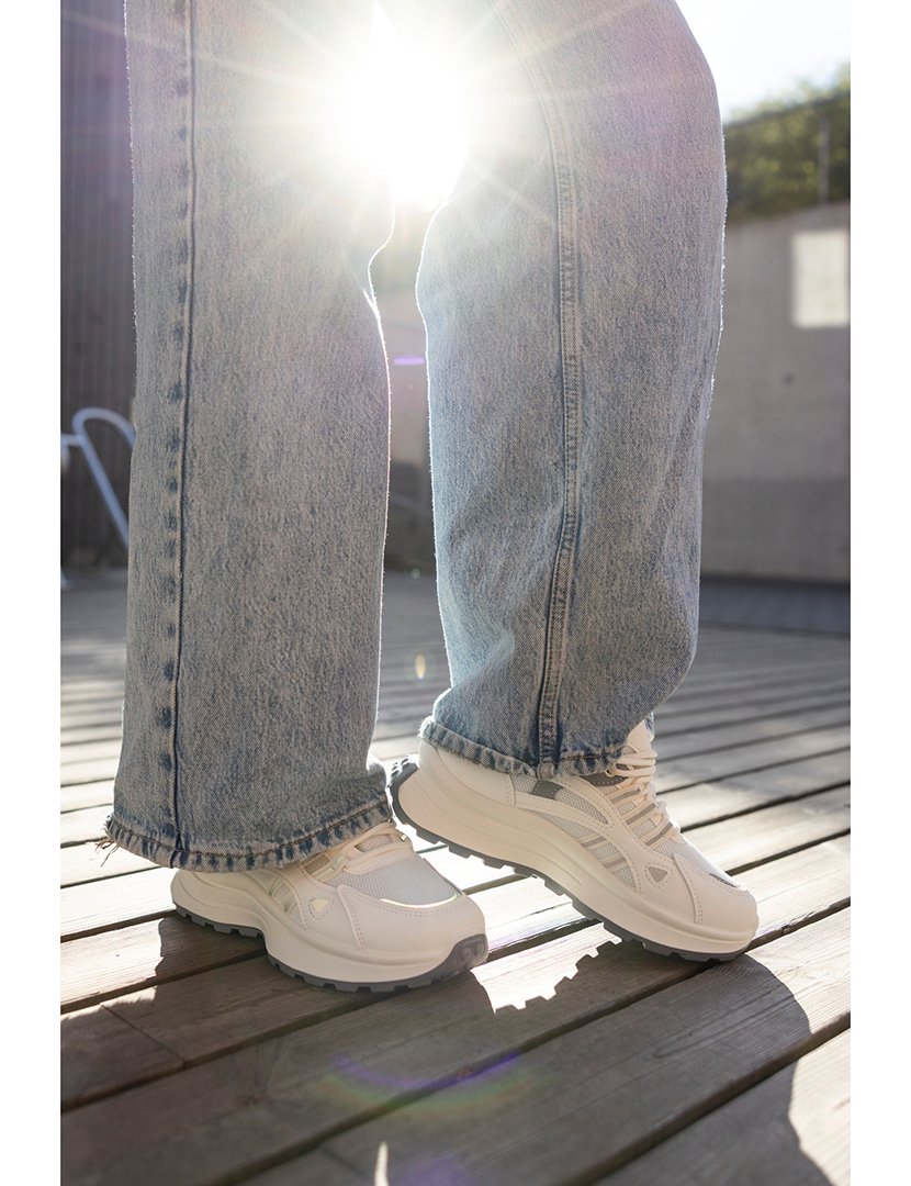 Ténis Senhora Branco e Cinzento