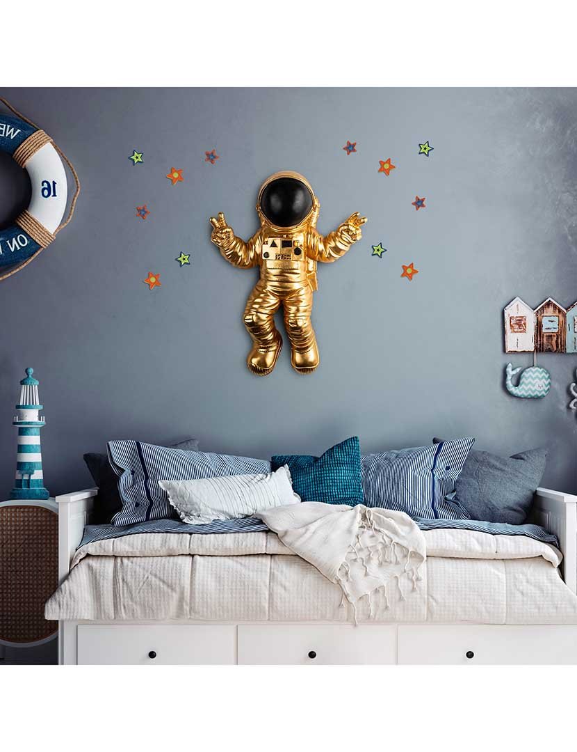Decoração Parede Astronauta Gold