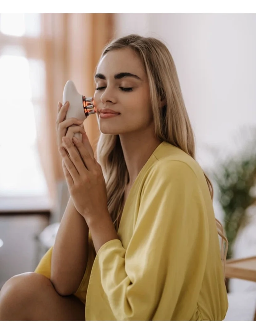 B-Lipomassage EMS Facial e Corporal