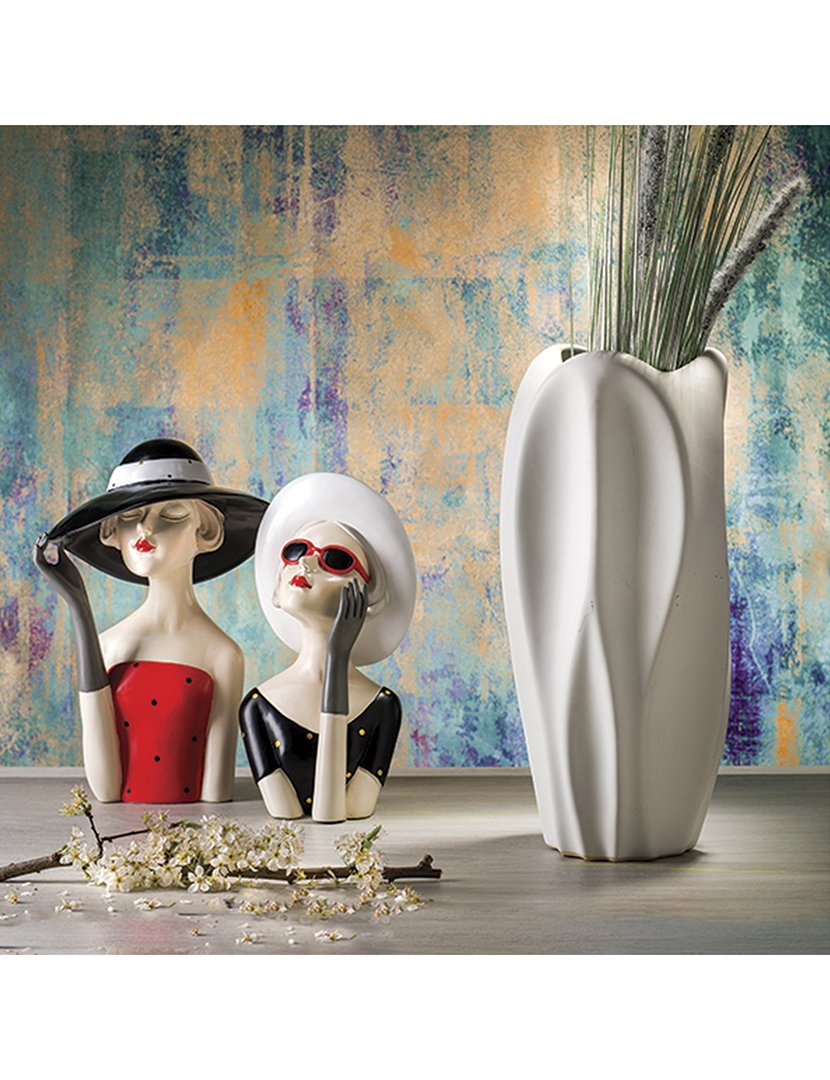 Escultura em Poliresina Camelia DOLLS 