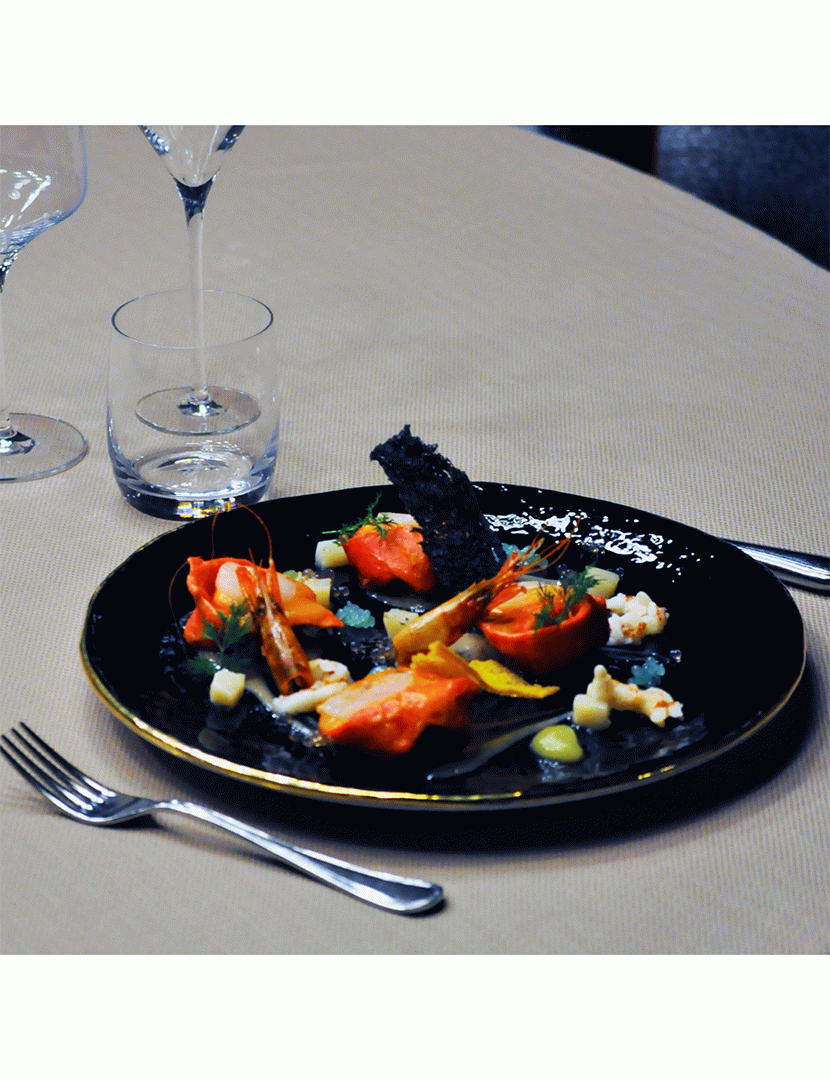 Conjunto 6 Pratos Sobremesa 20 cm Preta Dourado/Preto