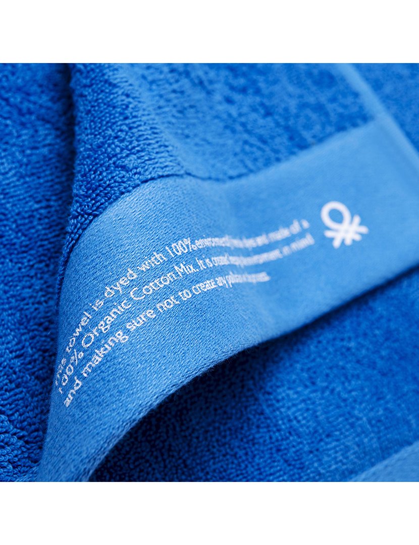 Toalha Azul Benetton