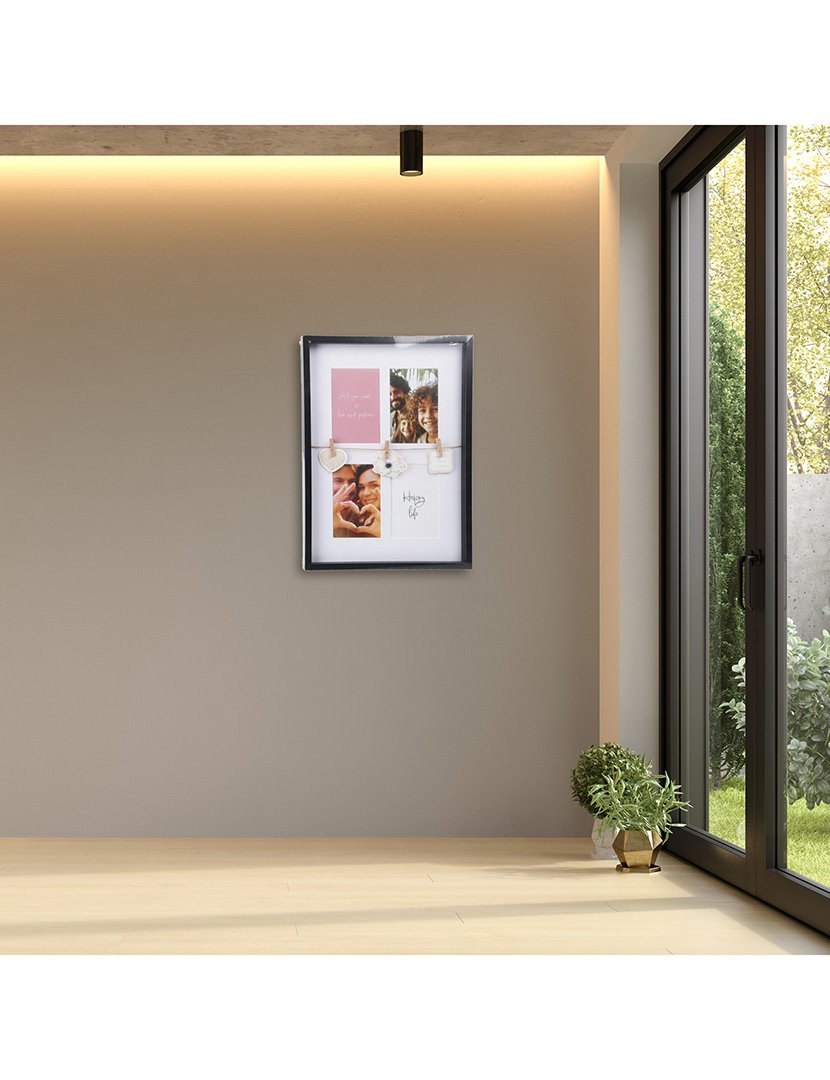 Moldura para 4 fotos Preto