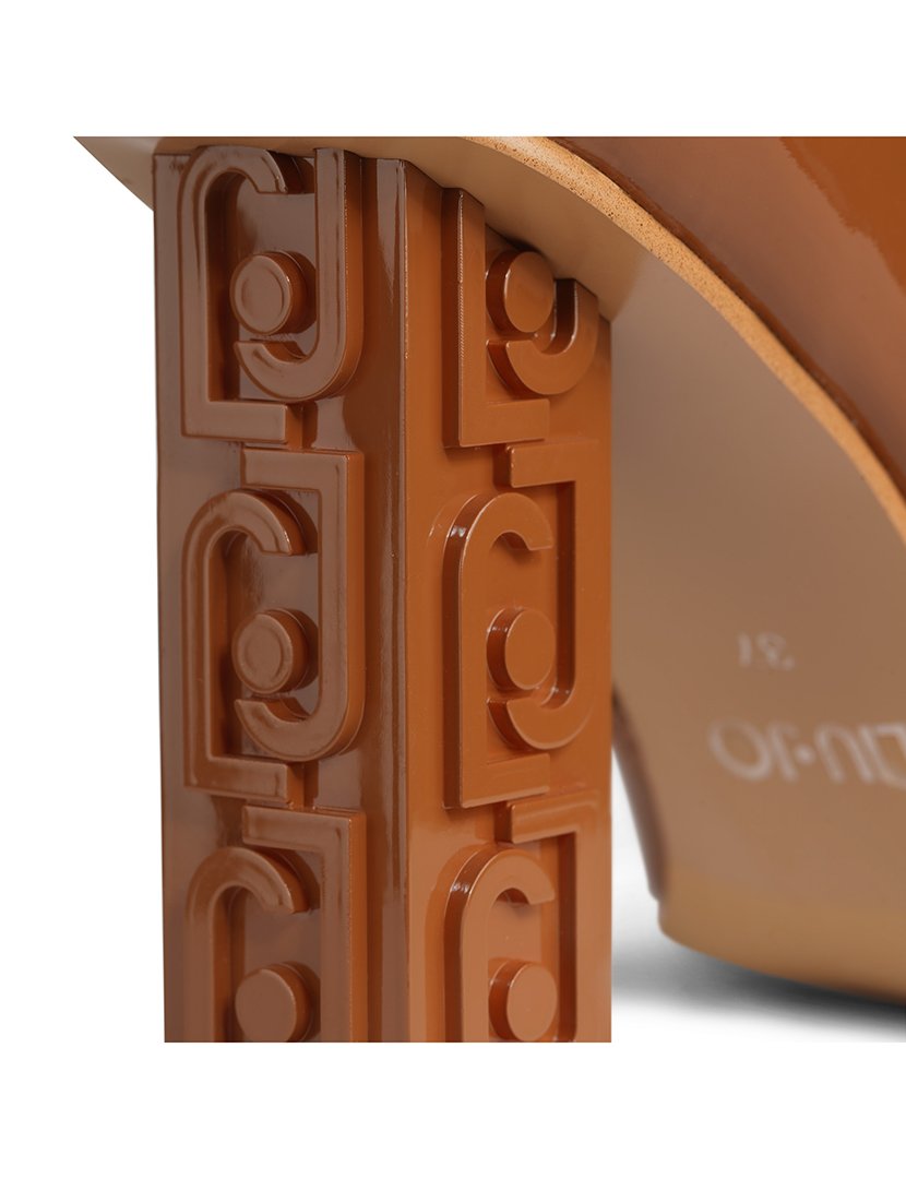 Botas Cano Alto com Salto Senhora Castanho