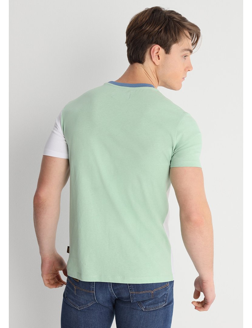 T-Shirt Homem Verde e Branco