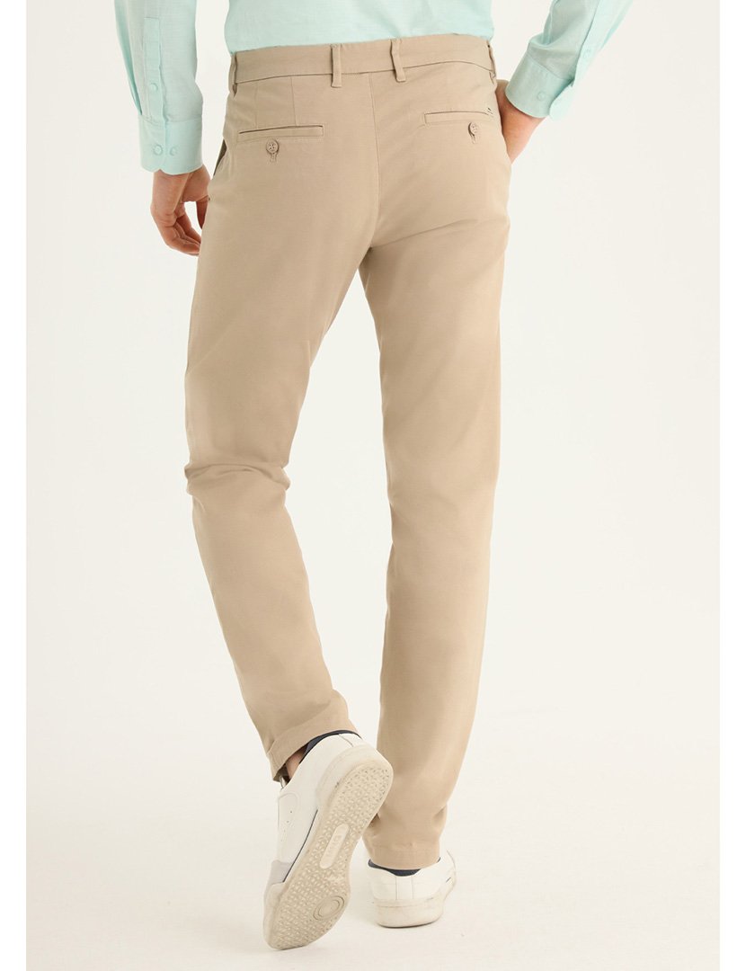 Calças Chino Homem Cintura Média Bege