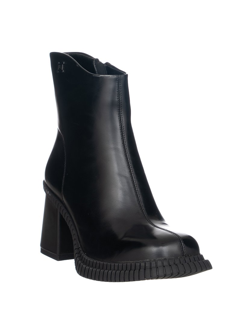 Botins com Salto Senhora Preto