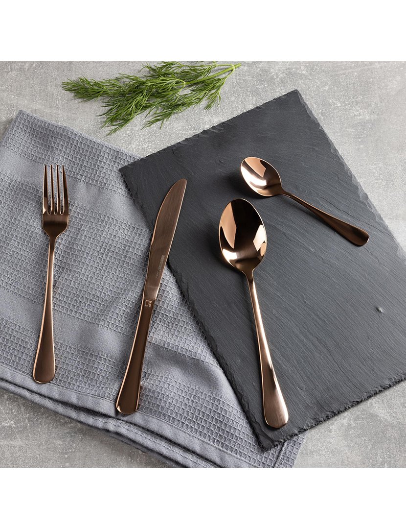 Conjunto de talheres de aço inoxidável com 16 peças (4 colheres + 4 garfos + 4 facas + 4 colheres de chá) na cor cobre.