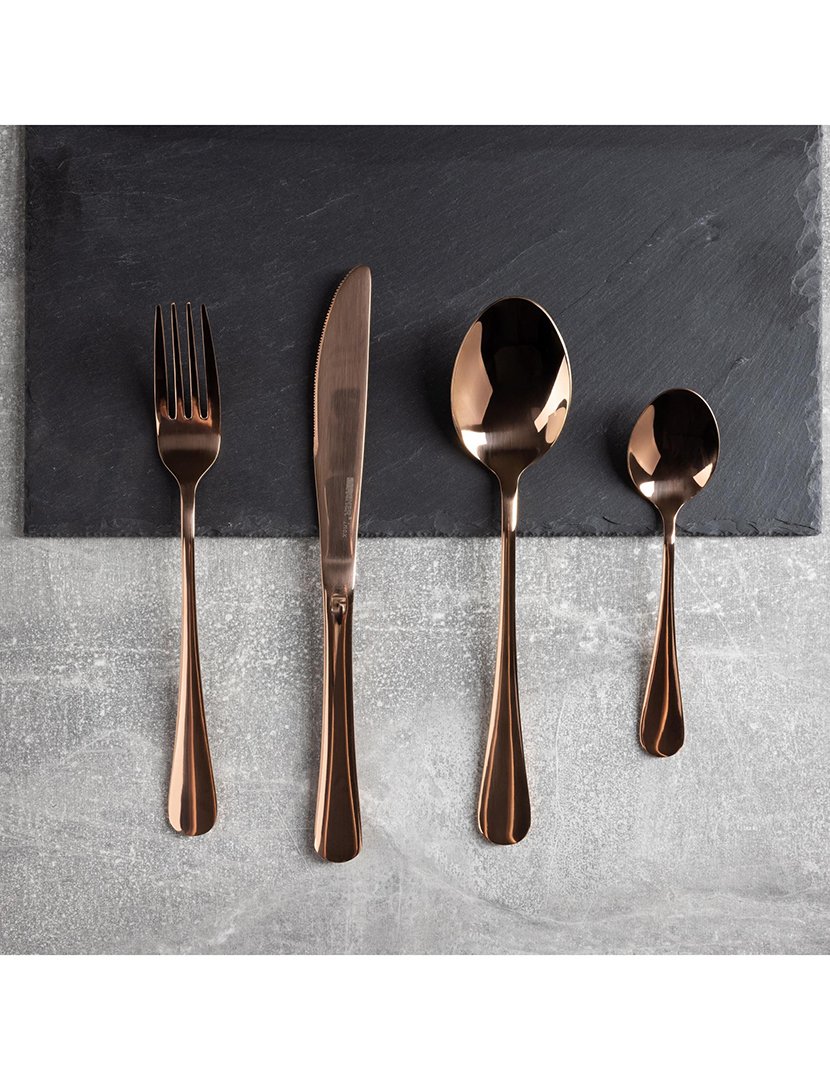 Conjunto de talheres de aço inoxidável com 16 peças (4 colheres + 4 garfos + 4 facas + 4 colheres de chá) na cor cobre.