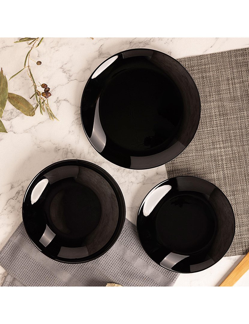 Conjunto de jantar preto com 24 peças