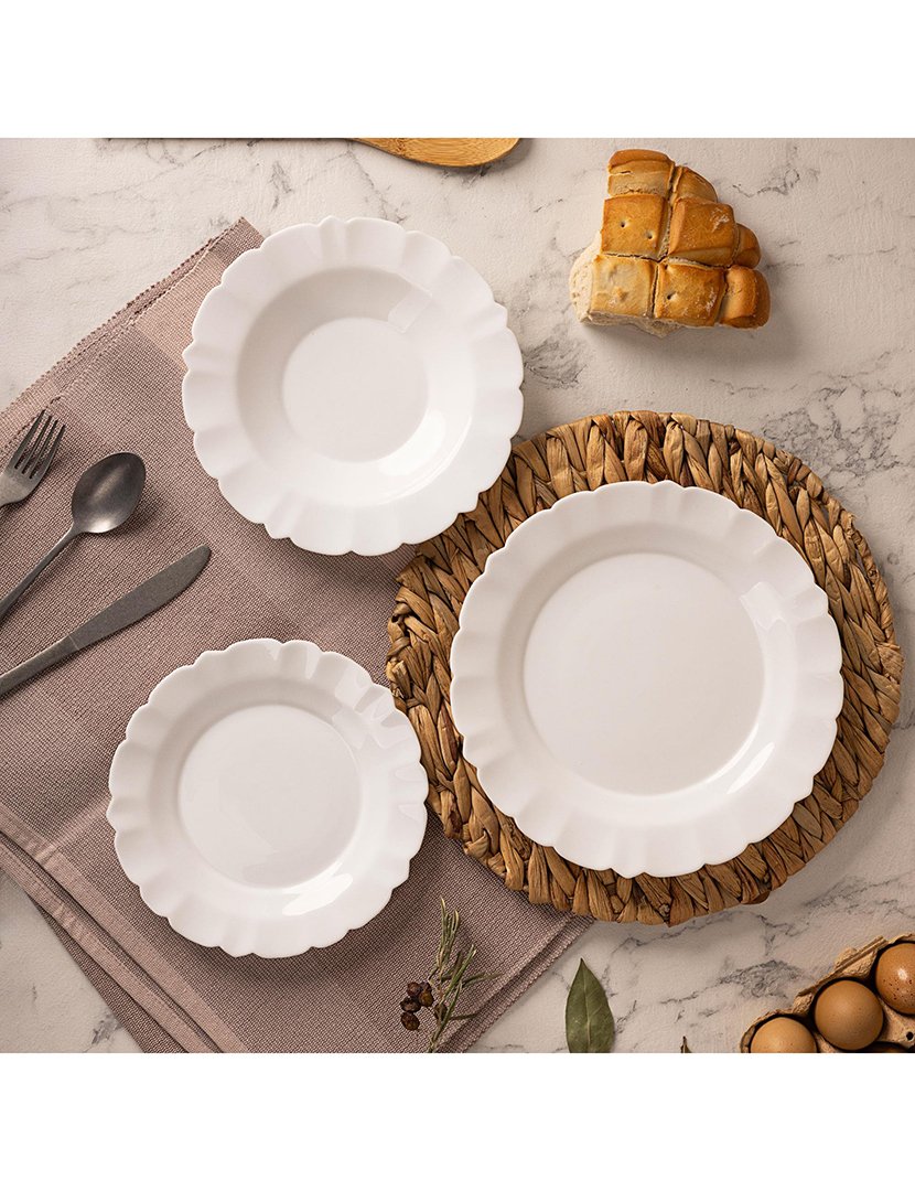 Conjunto de jantar branco com 24 peças