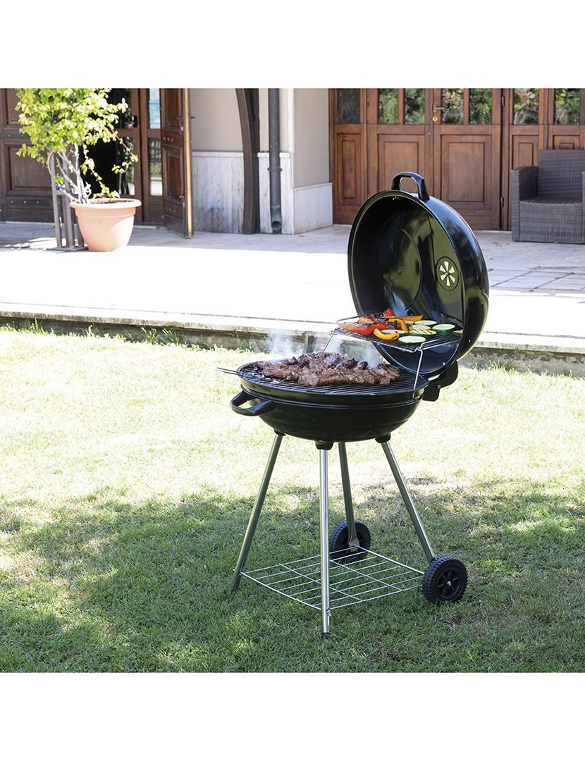 Barbacue Redondo Preto com Rodas e Tampa 57x90cm