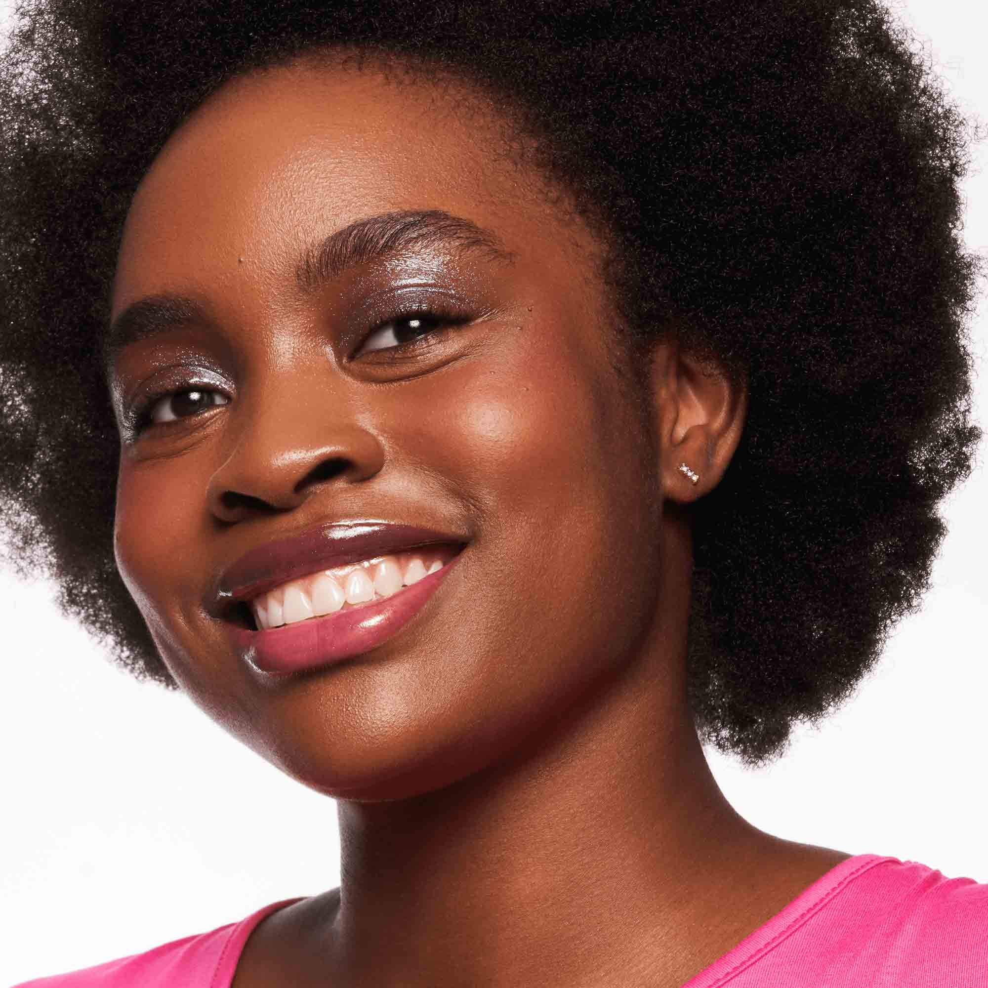 What The Fake! Extreme Plumping Lip Filler 03       