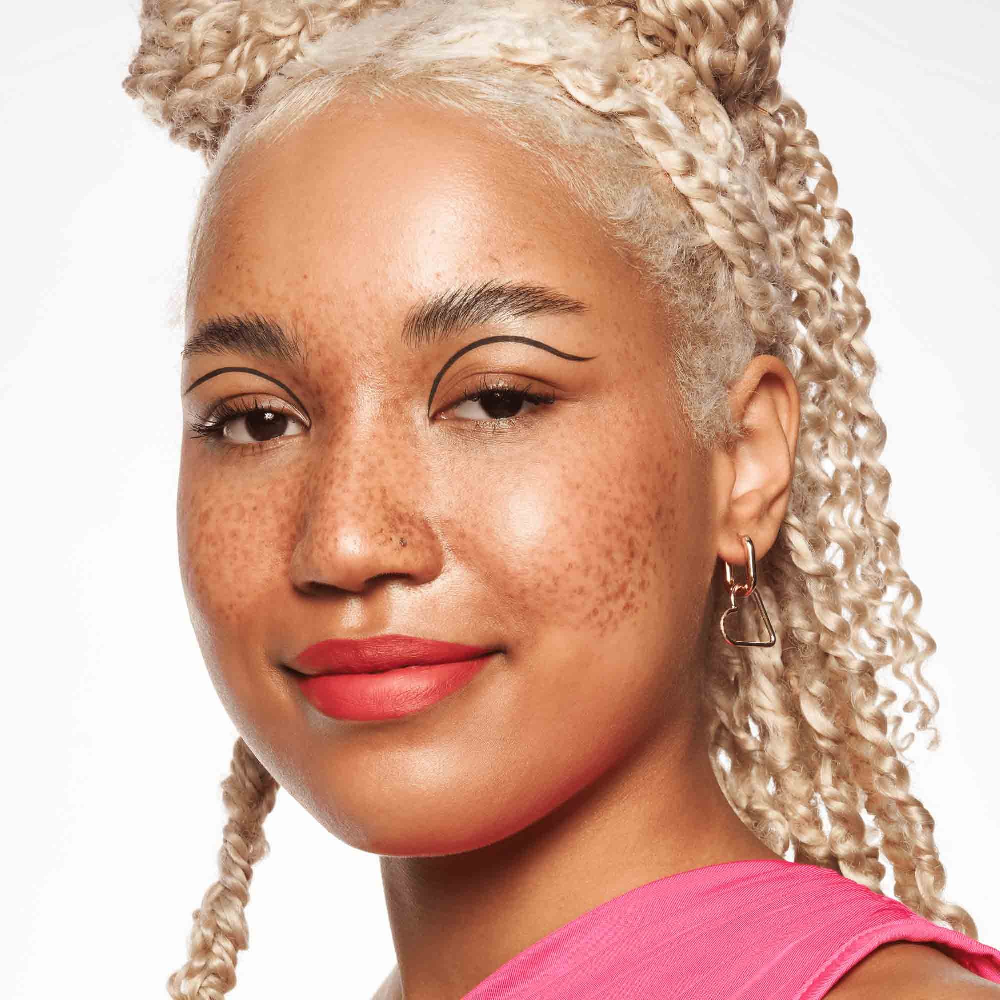 8H Matte Comfort Lipliner 09                        