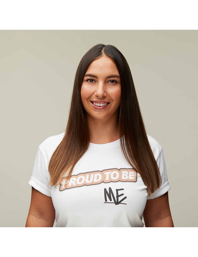 Pretty Natural Hydrating Foundation 190             