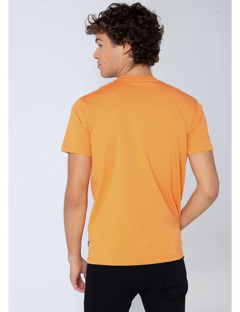T-Shirt Homem Laranja