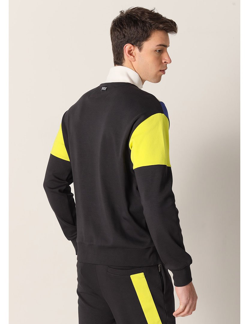 Sweatshirt com Meio Fecho Homem Preto