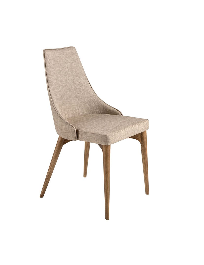 Cadeira em Tecido Castanho