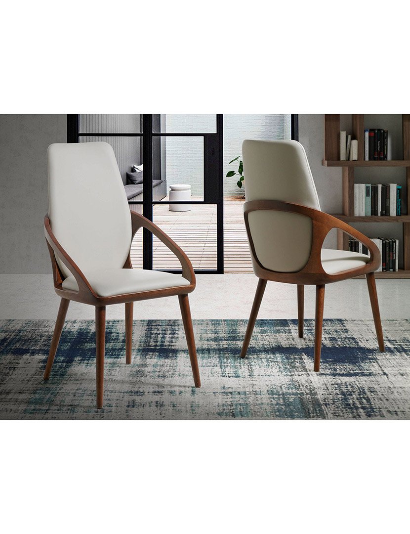 Cadeira em Pele Ecológica Creme