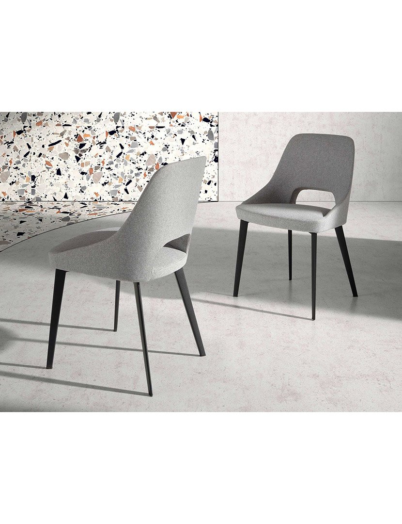 Cadeira em Tecido Cinzento