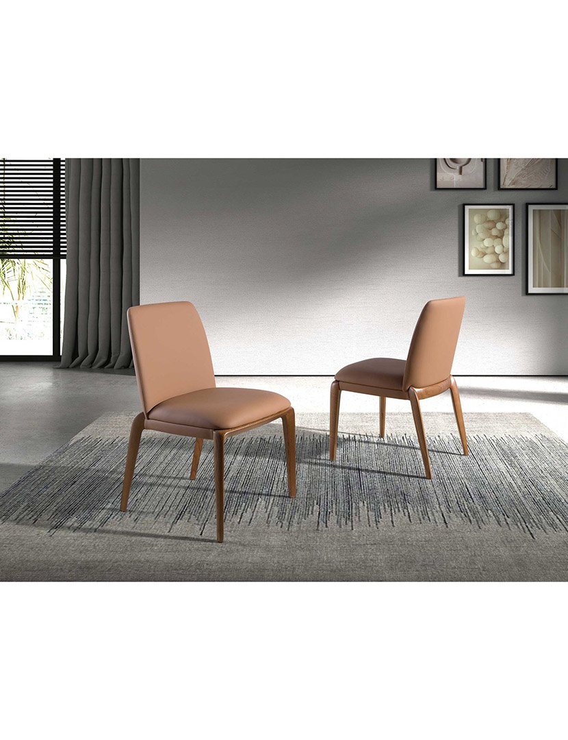 Cadeira em Pele Ecológica Castanho