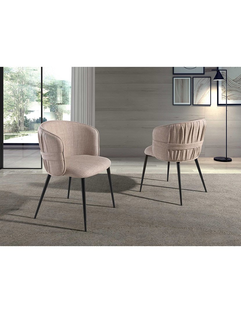 Cadeira em Tecido Castanho