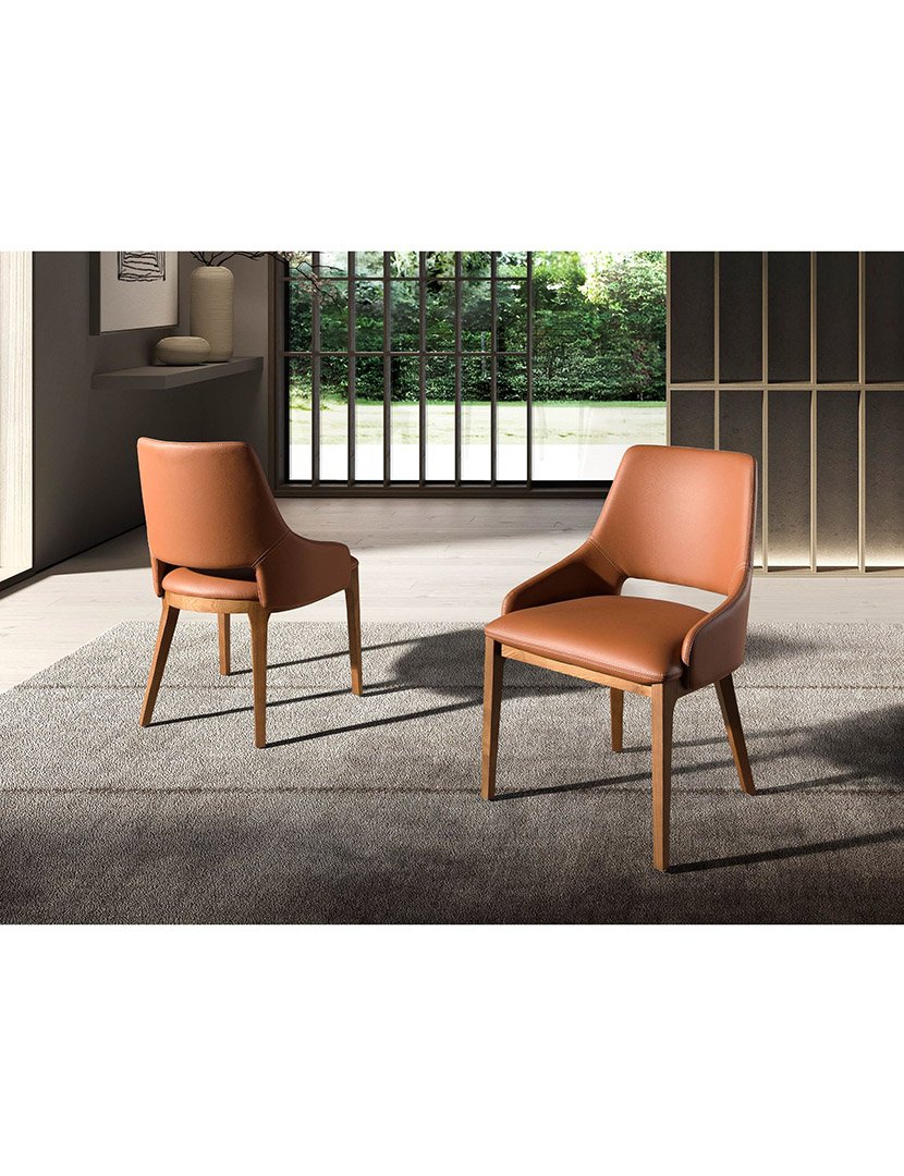 Cadeira em Pele Ecológica Castanho