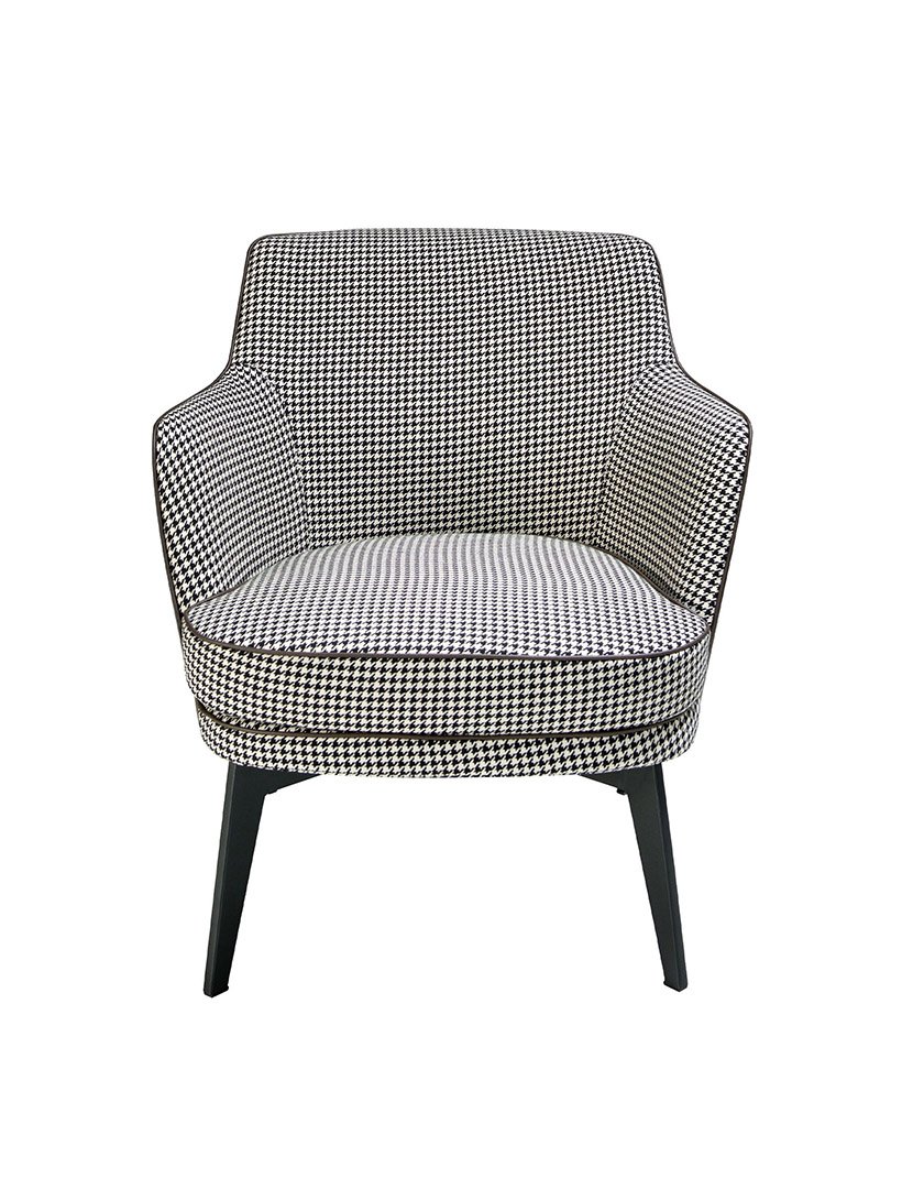 Cadeira em Tecido Preto e Branco