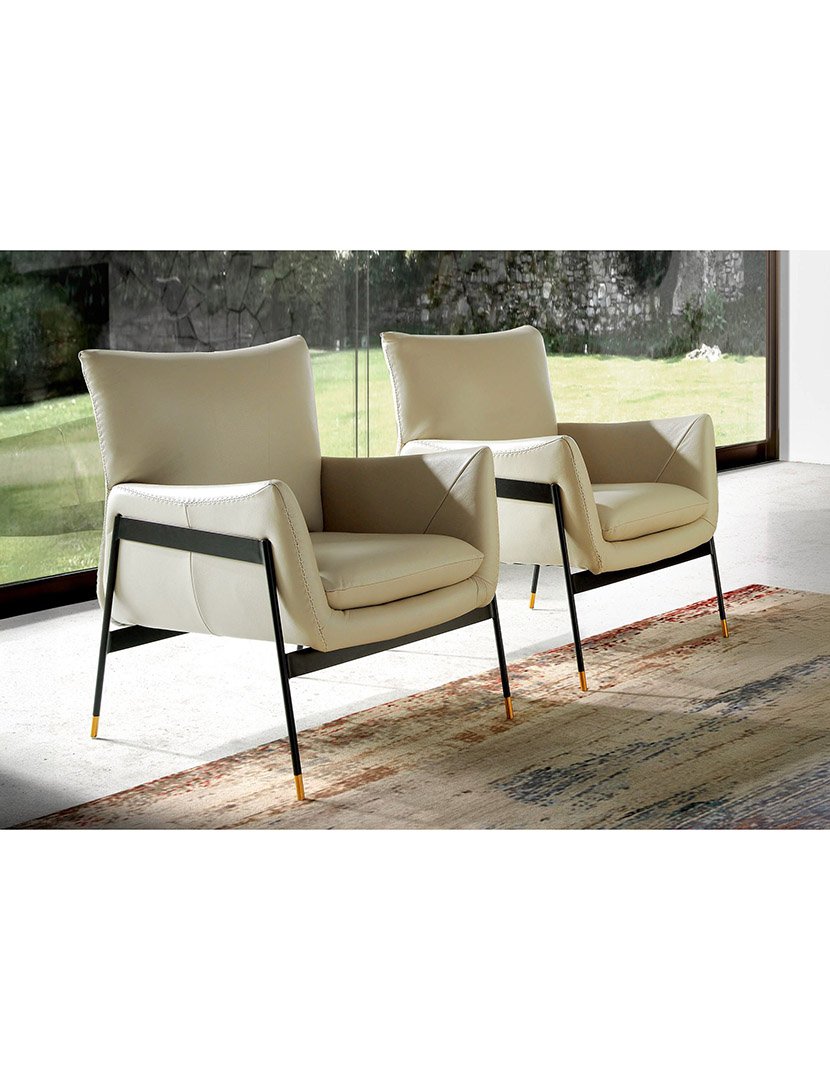 Poltrona em Pele Cinzento Pérola