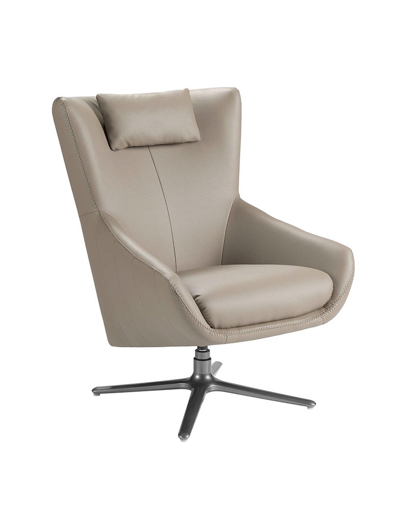Poltrona Giratória em Pele Sand