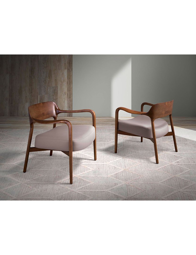 Poltrona em Couro Ecológico Nogueira e Vison